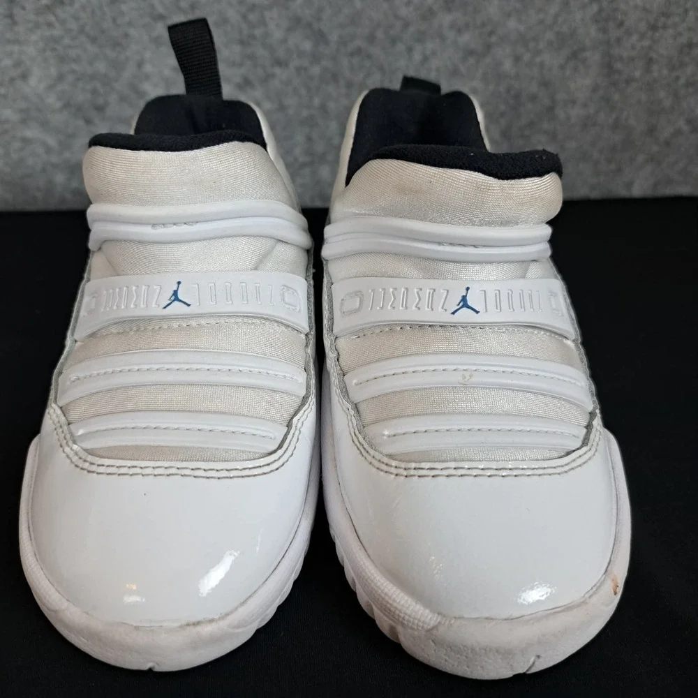 Nike jordan 11